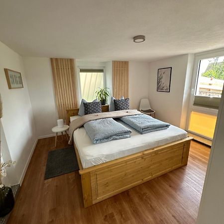 Ferienwohnung Um'S Eck オクゼンフルト エクステリア 写真