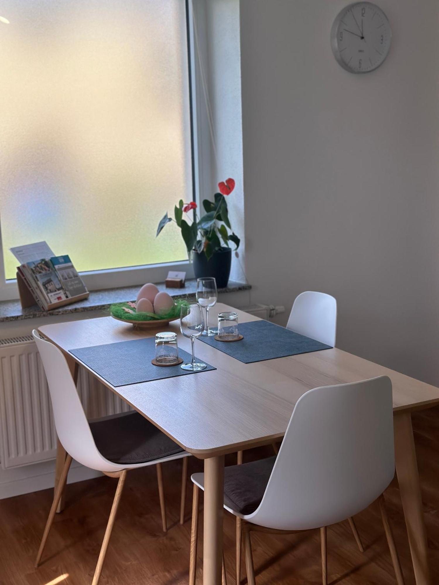 Ferienwohnung Um'S Eck オクゼンフルト エクステリア 写真