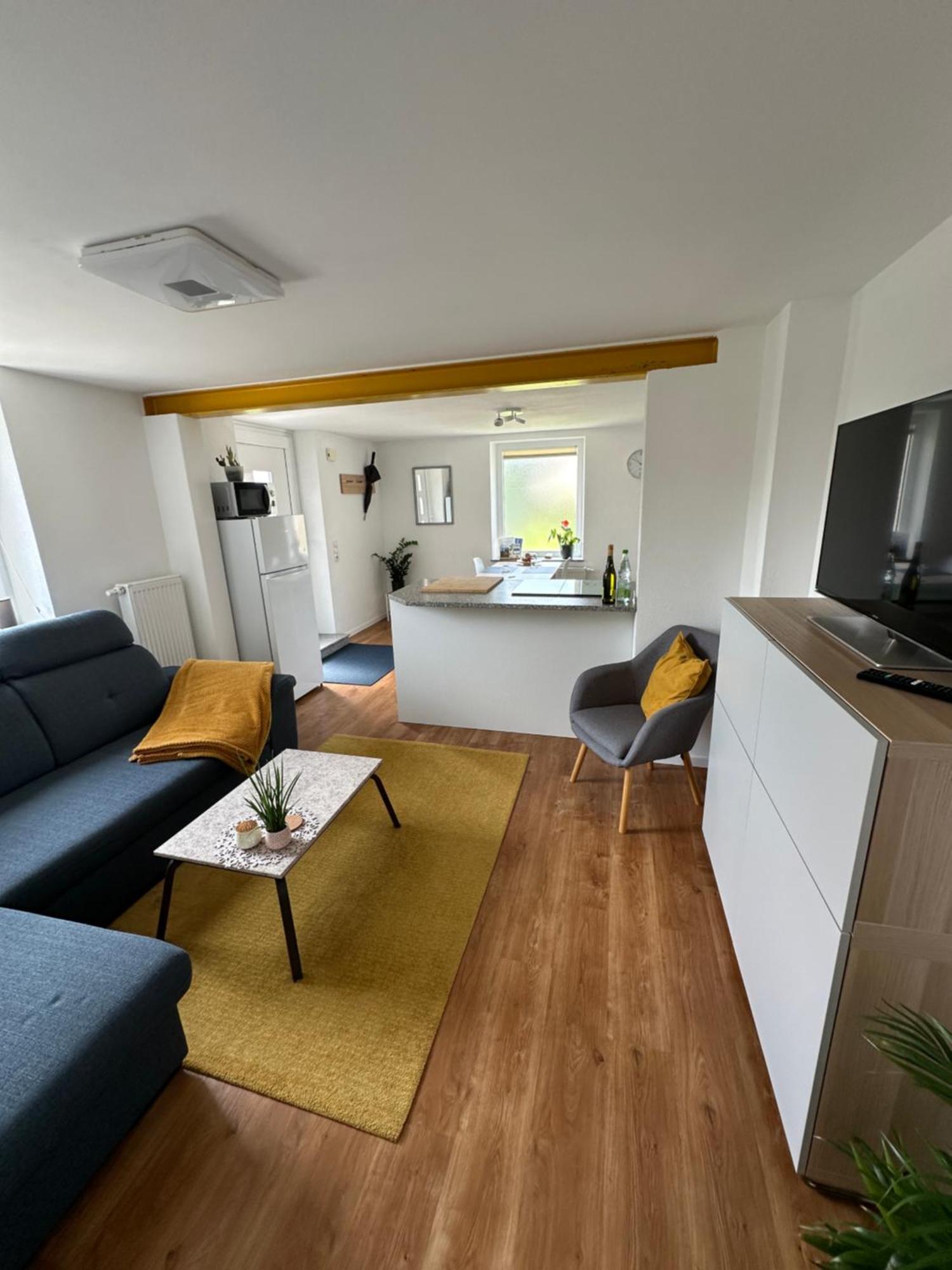 Ferienwohnung Um'S Eck オクゼンフルト エクステリア 写真